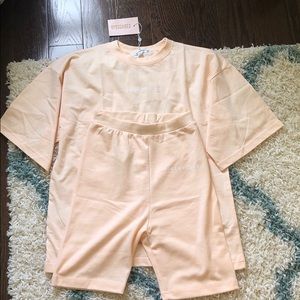 Missguided Slogan T shirt and Biker Shorts set
